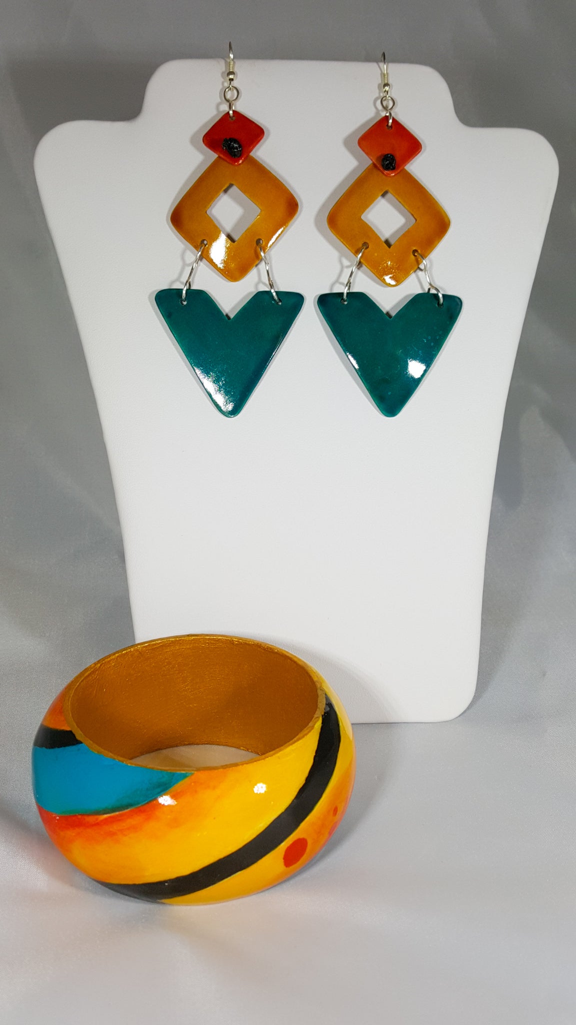 lightweight large dangle statement earrings 